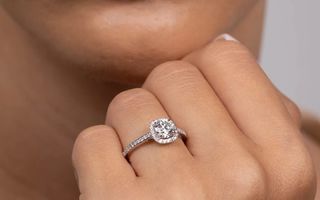 Ce trebuie să știi înainte să alegi o bijuterie importantă?