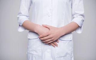 Balonare hormonală sau colon iritabil? Cum faci diferența și ce poți face pentru a scăpa de disconfort