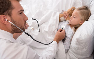 Cum recunoști apendicita. Semnele care nu trebuie ignorate