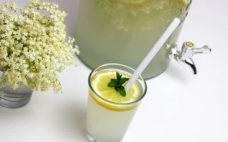 Cum se face socata. Rețeta simplă pentru cea mai parfumată băutură de vară
