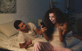 Zodiile care atrag relații complicate fără să își dea seama