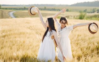 Horoscopul lunii august. Discuțiile evitate vor deveni mai greu de ignorat