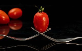 Ce se întâmplă dacă mănânci prea multe roșii. Efectele neplăcute pe care le poți observa
