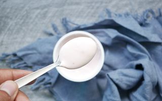 Ce se întâmplă dacă mănânci iaurt seara. Beneficii, efecte neplăcute și ce sortiment este mai potrivit