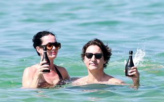 Katy Perry și Justin Trudeau, iubire în valuri la Saint-Tropez. Fotografiile momentului