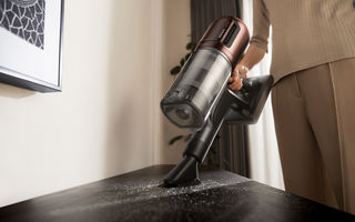 De la „cost per use” la „lucruri scumpe pe care merită să dai banii”: cum alegem un aspirator vertical