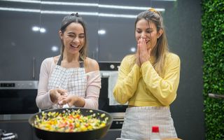 5 zodii care vor deveni dependente de o nouă pasiune. Descoperă ceva care le acaparează complet atenția