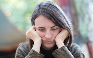 Zodiile care vor avea probleme cu banii în octombrie