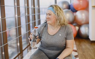 De ce te îngrași mai ușor după menopauză și ce funcționează cu adevărat