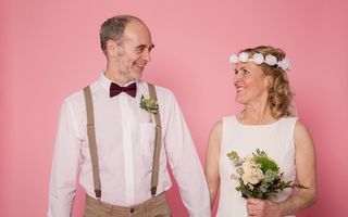 Merită să te recăsătorești după 50 de ani? Ce se schimbă într-o relație matură