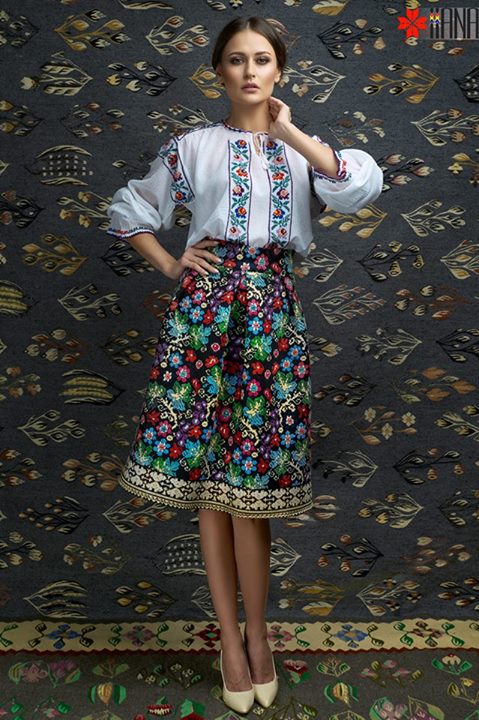 Modă. 20 de ţinute inspirate de ie şi costumul popular, ideale pentru 1 Decembrie