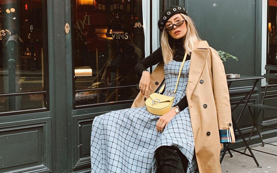 Ce piese din moda anilor ’90 revin în trend în această toamnă?