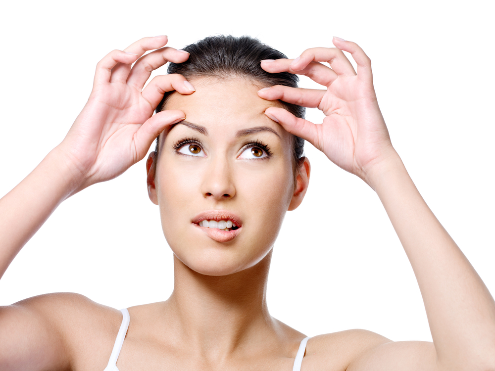 Ți-au apărut riduri pe frunte? Iată 15 moduri prin care să lupți cu ele - Ioana Cosmetice