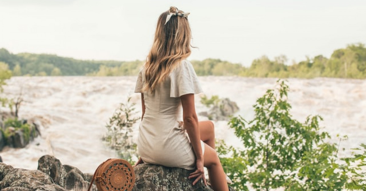 Legătura mai puțin știută dintre glanda tiroidă și căderea părului – Sănătate > Endocrinologie Legătura mai puțin știută dintre glanda tiroidă și căderea părului – Sănătate > Endocrinologie